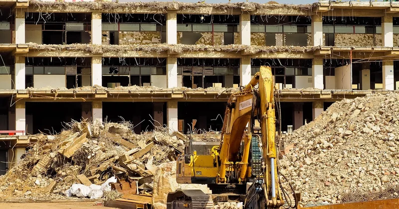 L'ordre des travaux : pourquoi la coque d'abord, la déco ensuite